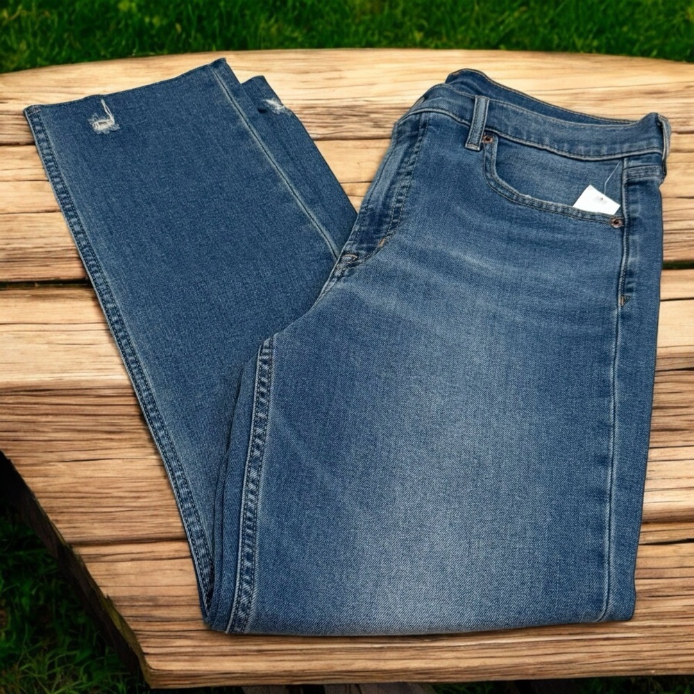 NEW Gap Denim Cigarette High Rise Medium Wash Raw Hem Jeans Women’s Size 30